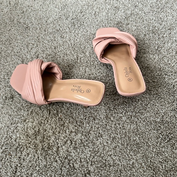 Square Toe Slides - Picture 3 of 4